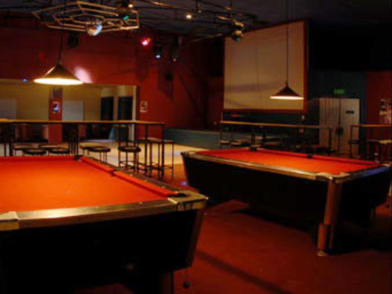 כרייסטצ'רץ' Equestrian Hotel מראה חיצוני תמונה